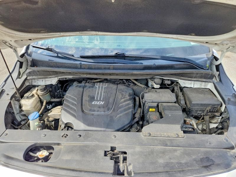 2017 KIA SEDONA LX 12