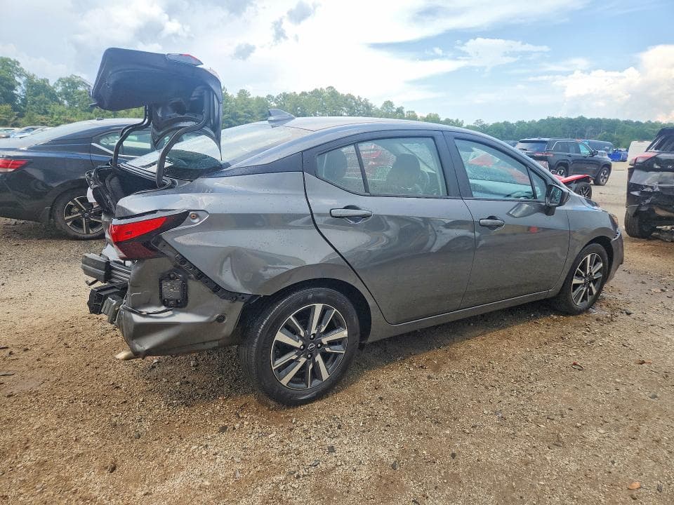 2025 NISSAN VERSA SV 3