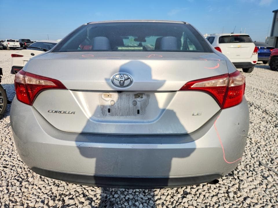 2017 TOYOTA COROLLA LE 6