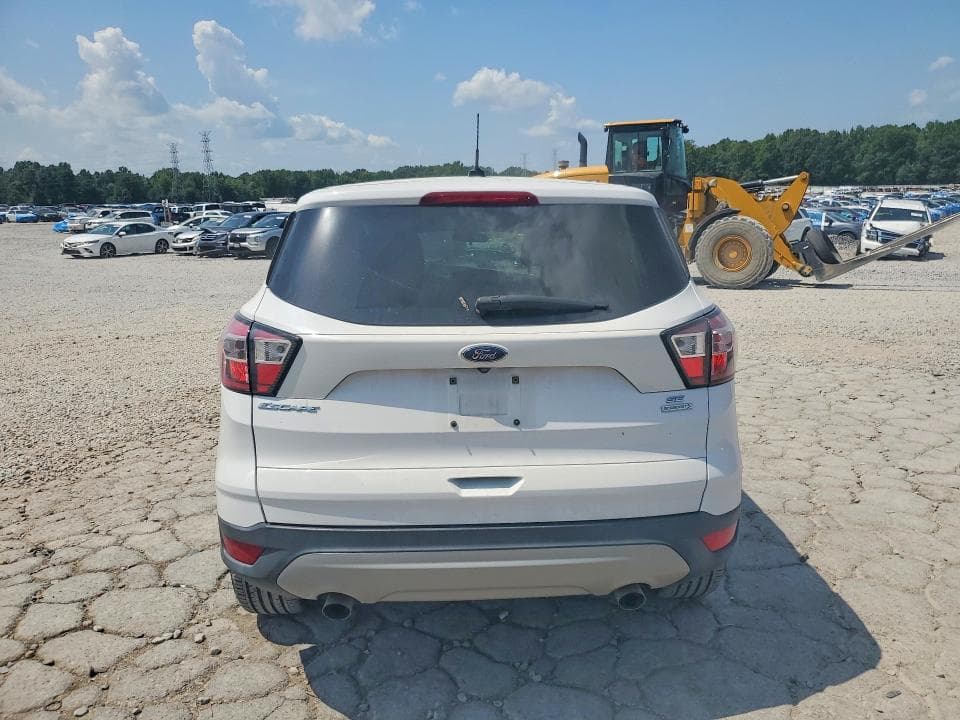 2017 FORD ESCAPE SE 6
