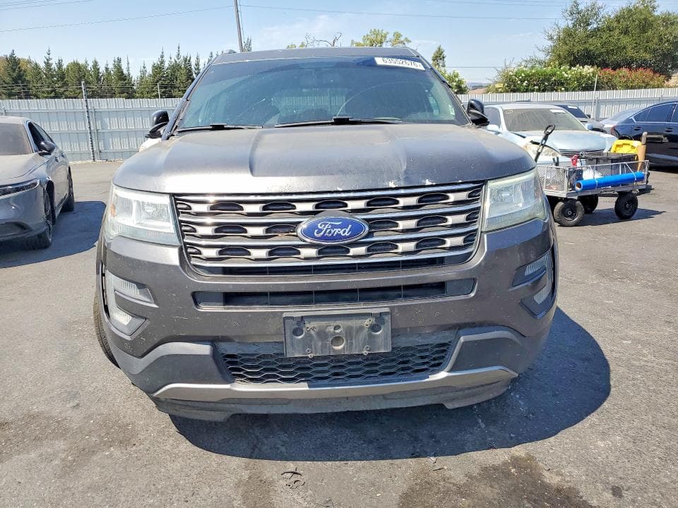 2017 FORD EXPLORER XLT 5