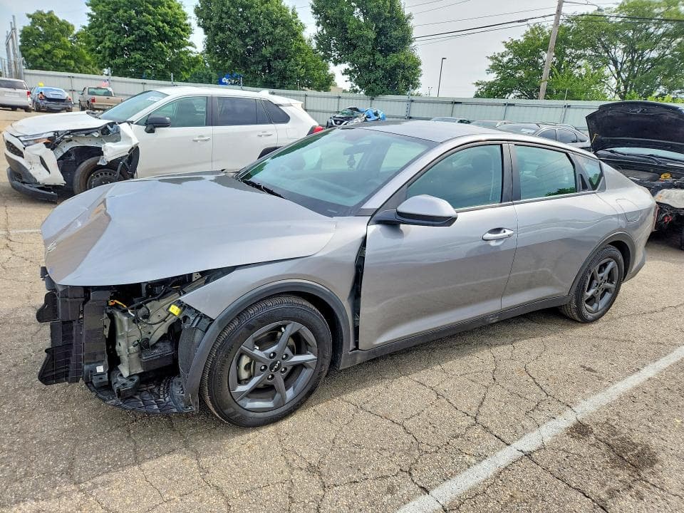 2025 KIA K4 LXS - 1