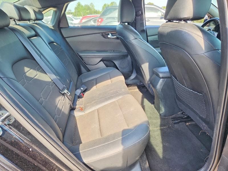 2024 KIA FORTE GT LINE 10