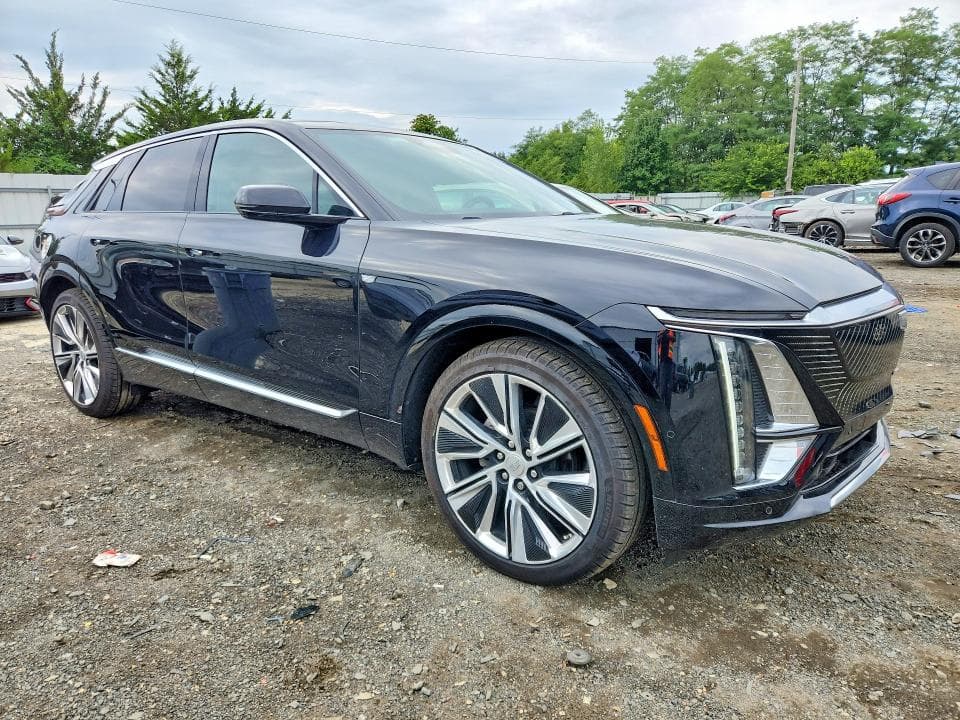 2024 CADILLAC LYRIQ LUXURY 4