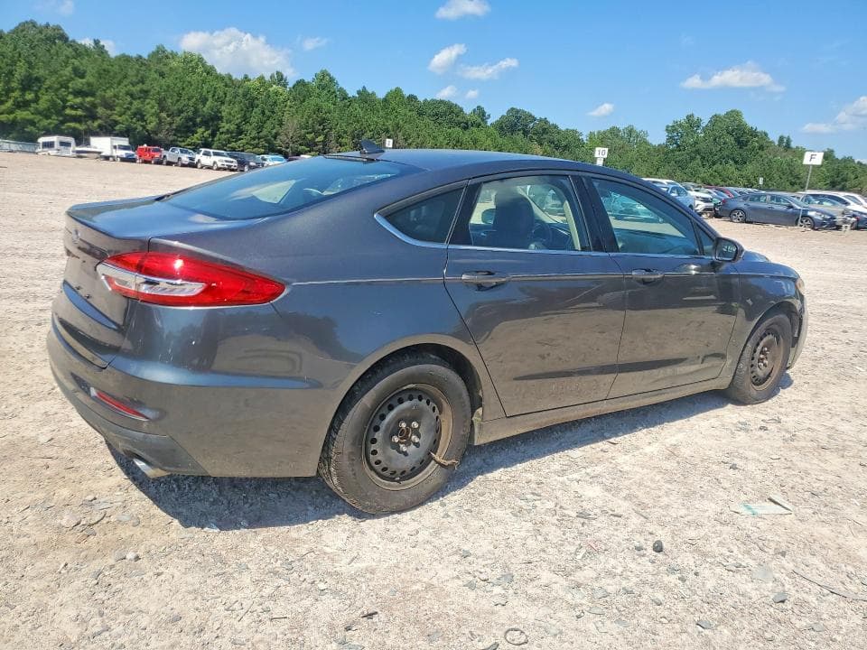 2019 FORD FUSION SE 3