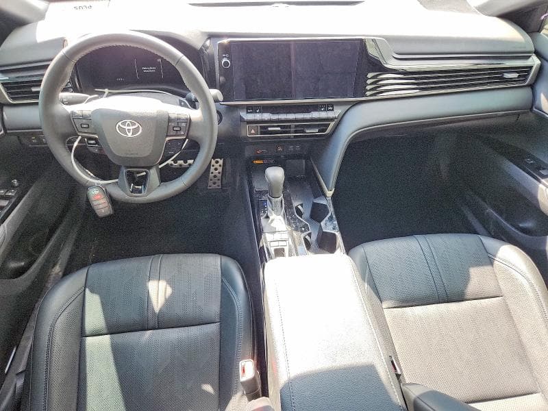 2025 TOYOTA CAMRY XSE 8