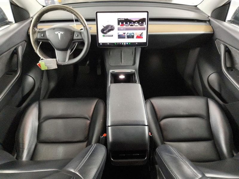 2022 TESLA MODEL Y 8