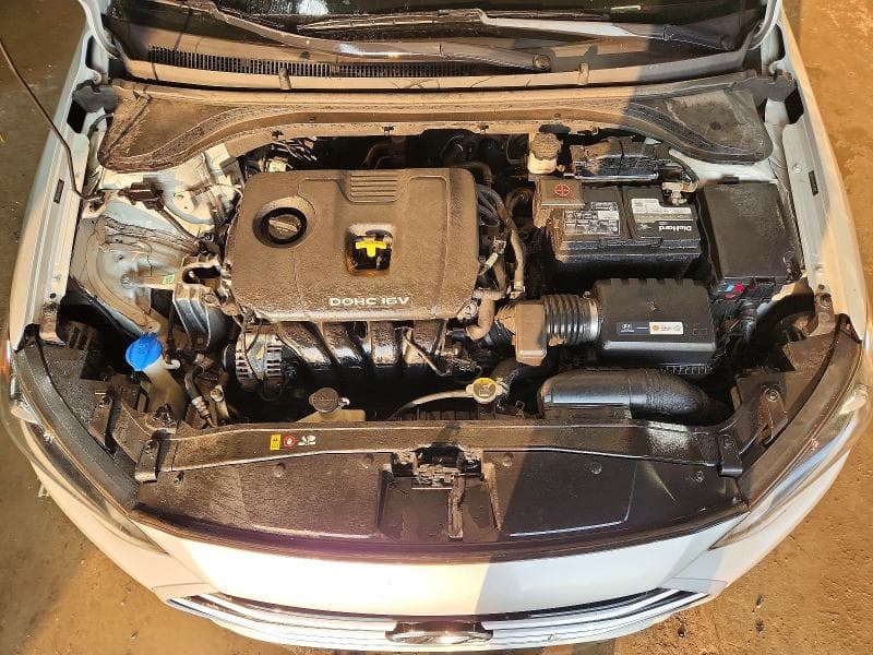 2017 HYUNDAI ELANTRA SE 11