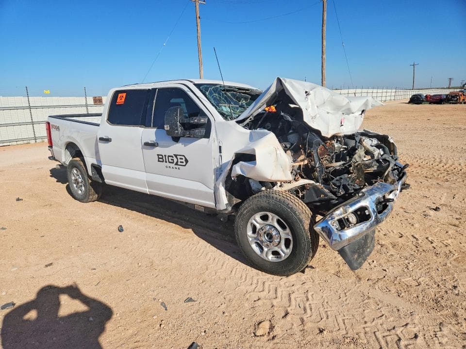 2025 FORD F250 SUPER DUTY 4