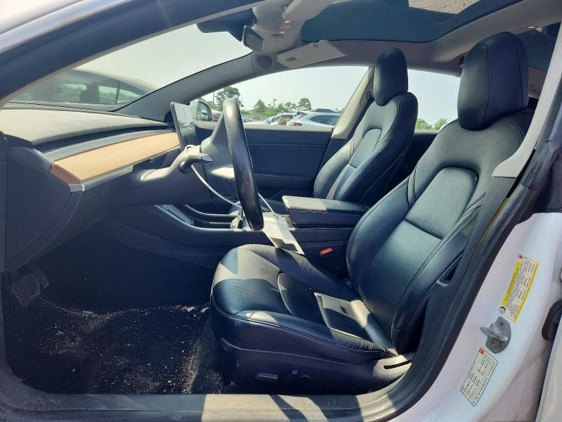 2018 TESLA MODEL 3 7