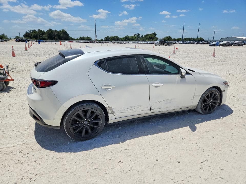 2020 MAZDA 3 PREMIUM 3