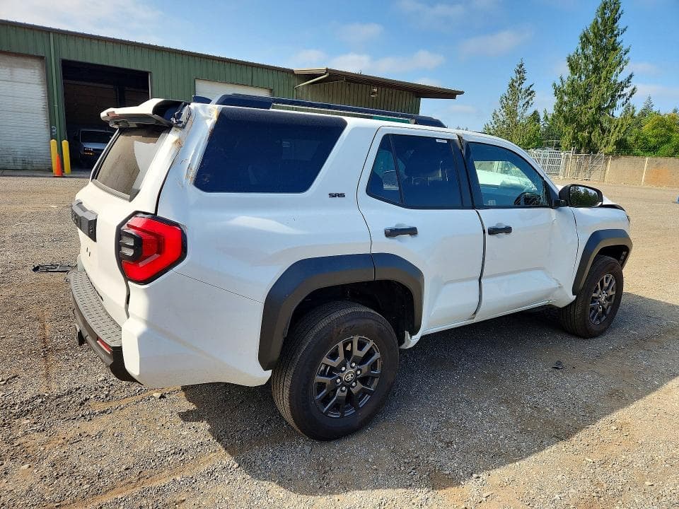 2026 TOYOTA 4RUNNER SR5 3