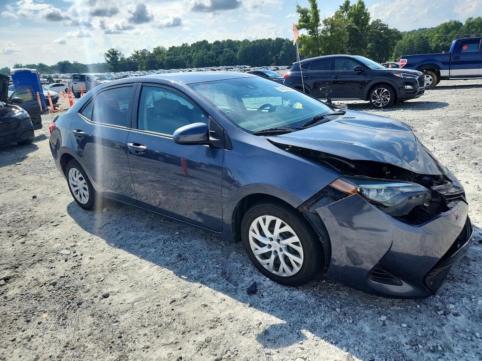 2019 TOYOTA COROLLA LE 4