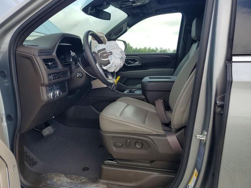 2024 GMC YUKON SLT 7