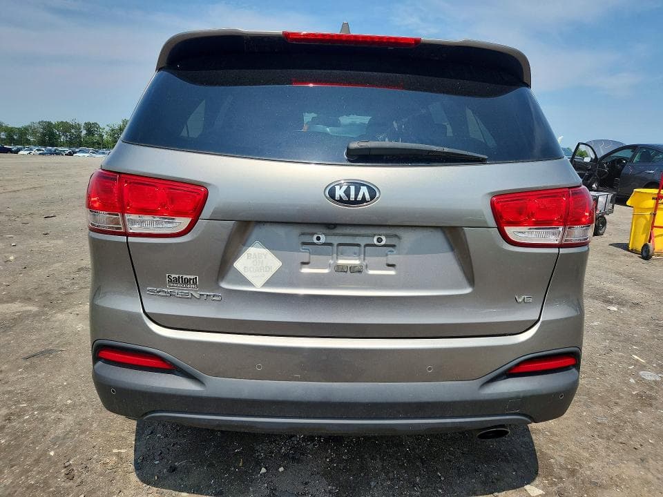 2017 KIA SORENTO LX V6 6