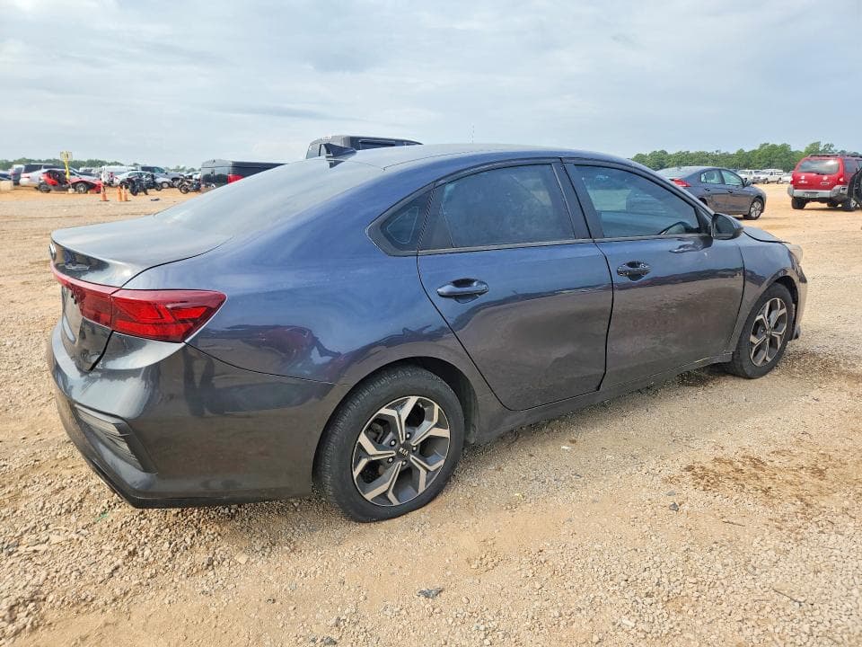 2021 KIA FORTE LXS 3