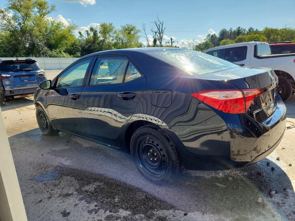 2018 TOYOTA COROLLA LE 2