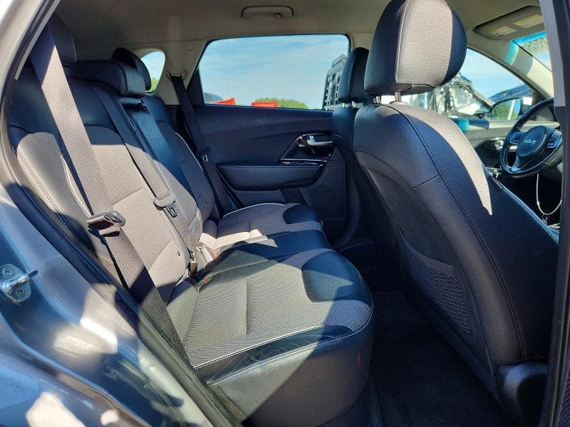 2022 KIA NIRO EV S 11