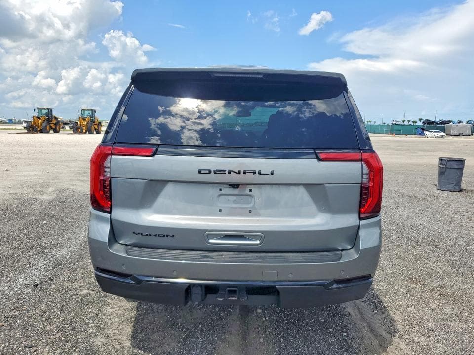 2026 GMC YUKON ELEVATION 6