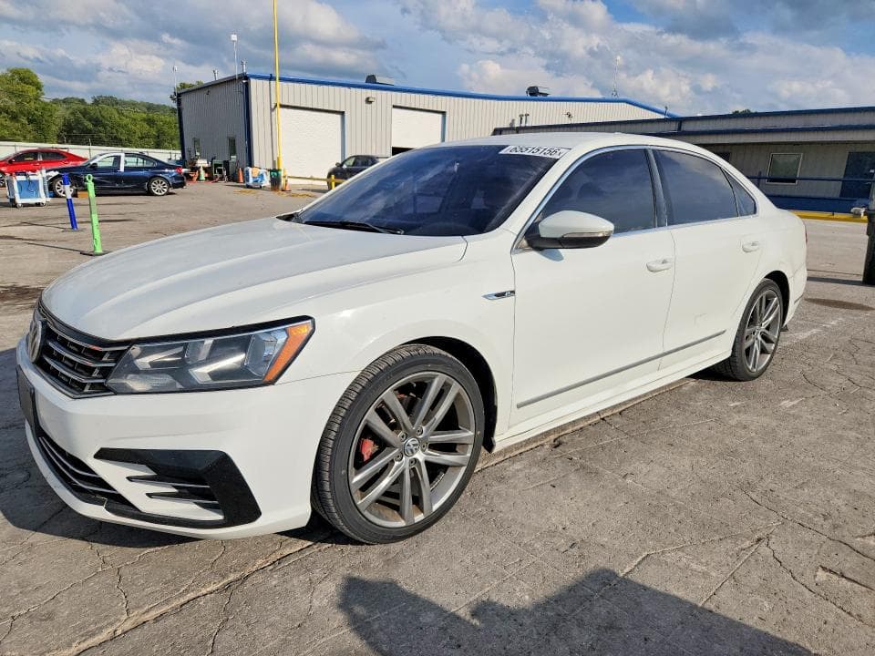 2017 VOLKSWAGEN PASSAT R-LINE - 1