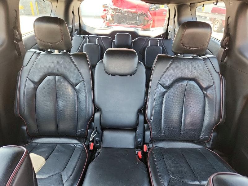 2020 CHRYSLER PACIFICA LIMITED 10