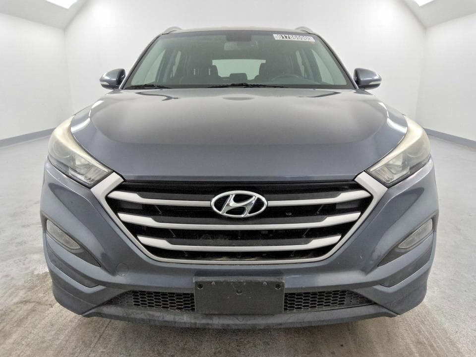 2017 HYUNDAI TUCSON SE PLUS 5