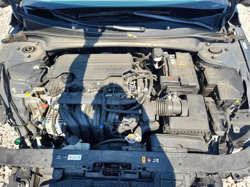2024 HYUNDAI ELANTRA SE 11