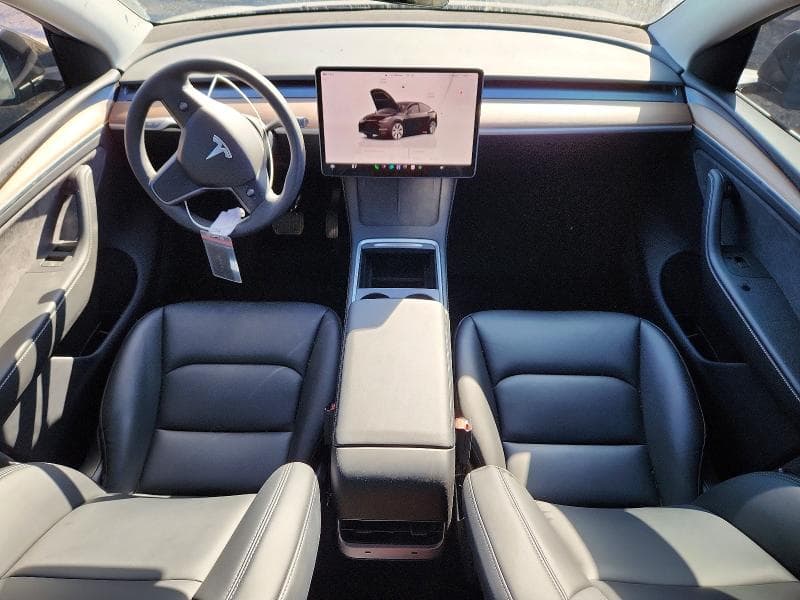 2023 TESLA MODEL Y 8