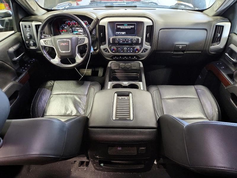 2019 GMC SIERRA K2500 SLT 8