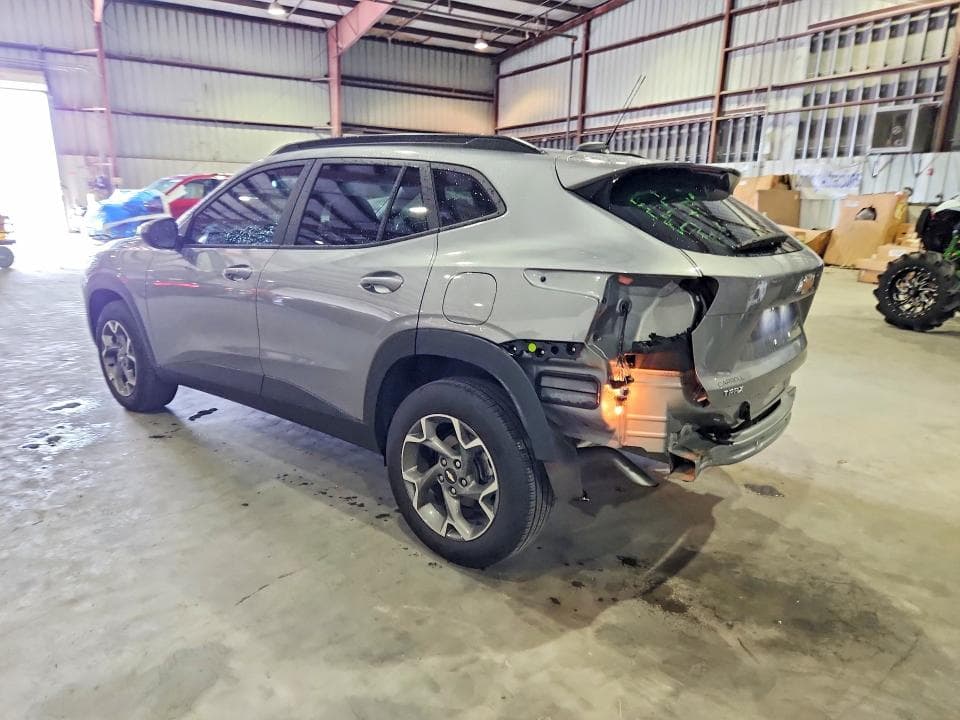 2025 CHEVROLET TRAX 1LT 2