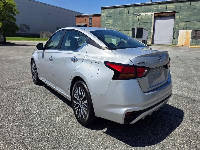 2024 NISSAN ALTIMA SV 3