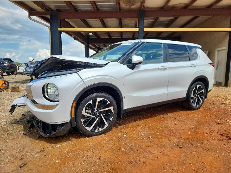 2022 MITSUBISHI OUTLANDER ES - 1