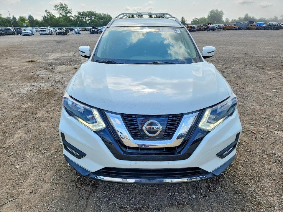 2017 NISSAN ROGUE SV 5