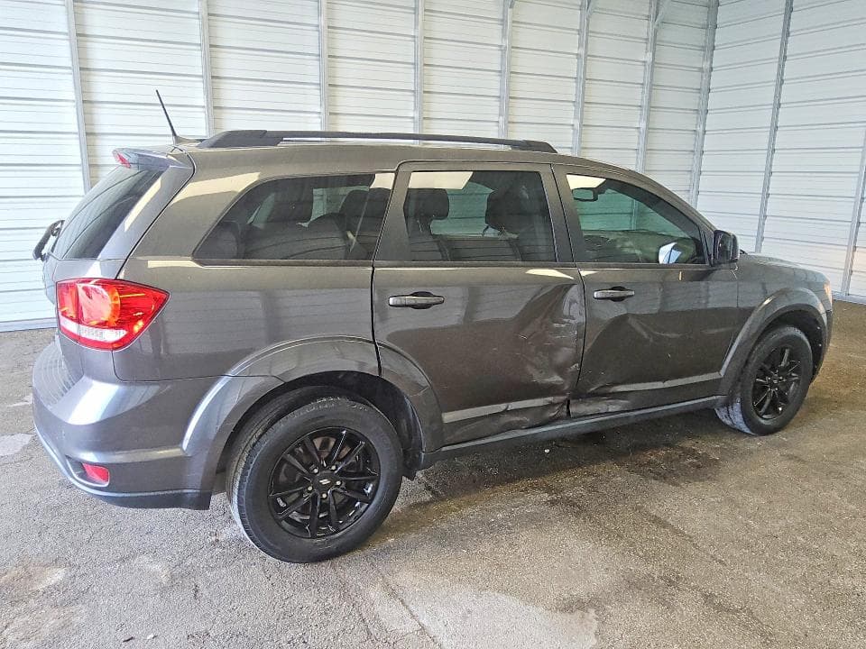 2019 DODGE JOURNEY SE 3