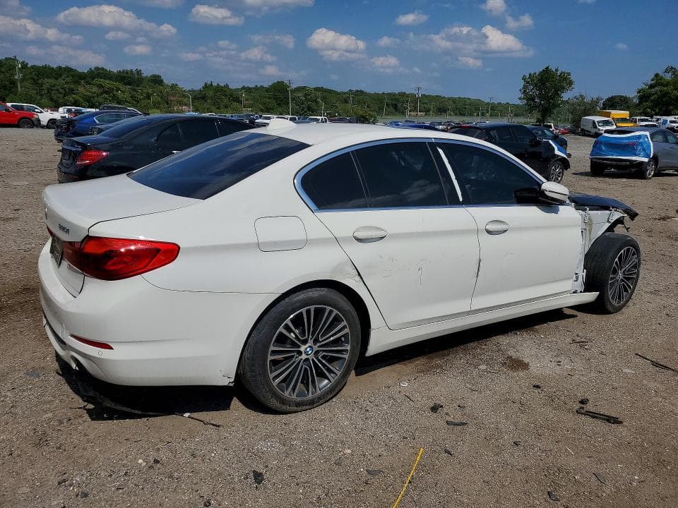 2019 BMW 530 XI 3
