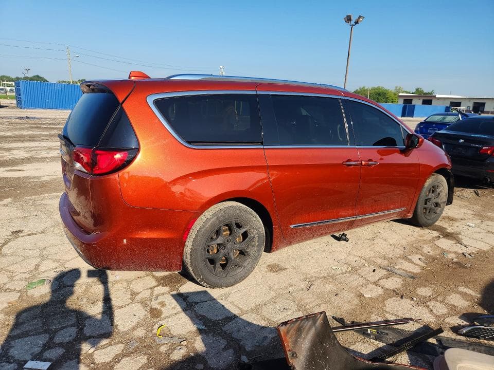2018 CHRYSLER PACIFICA TOURING L PLUS 3