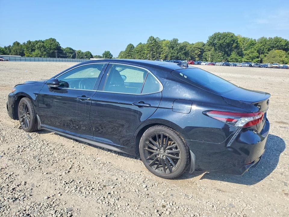 2021 TOYOTA CAMRY XSE 2