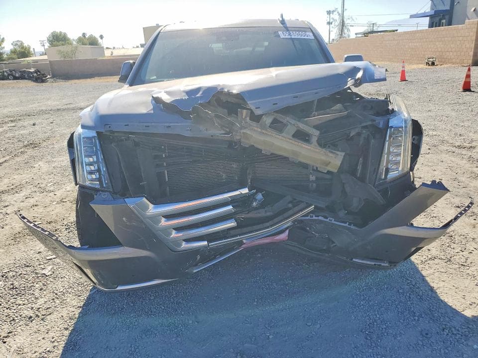2019 CADILLAC ESCALADE LUXURY 5