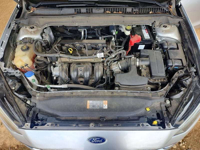 2017 FORD FUSION SE 11