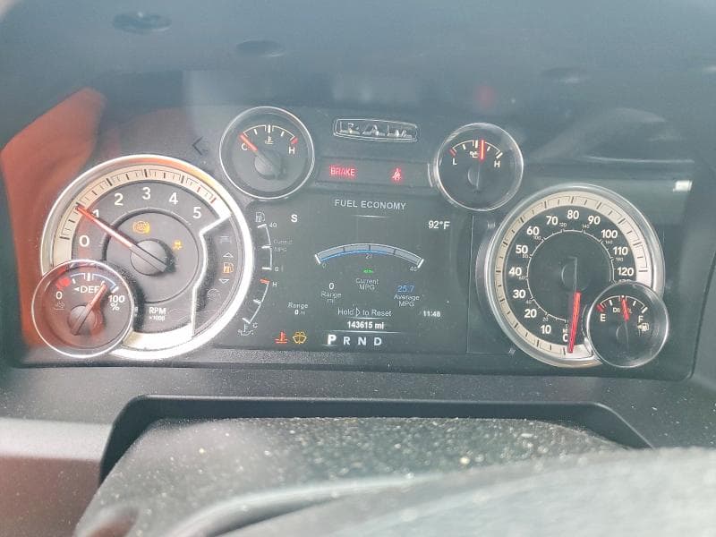 2017 RAM 1500 SLT 9