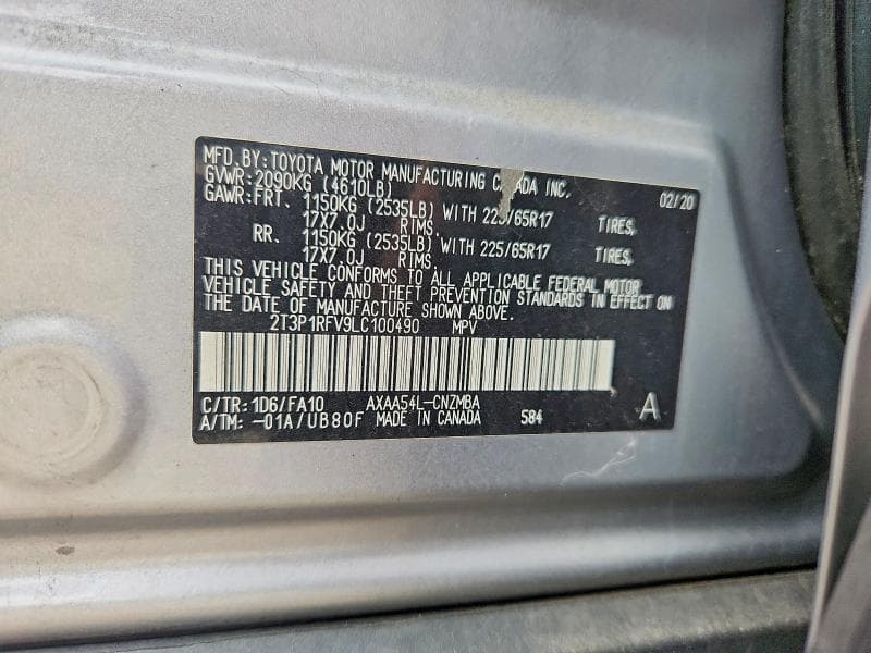 2020 TOYOTA RAV4 XLE 12