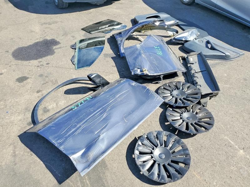 2023 TESLA MODEL Y 12