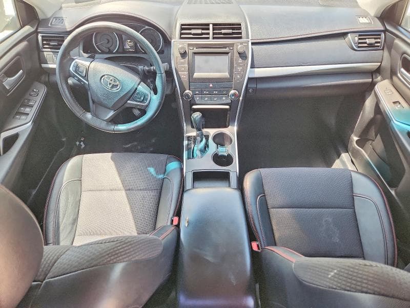 2017 TOYOTA CAMRY SE 8
