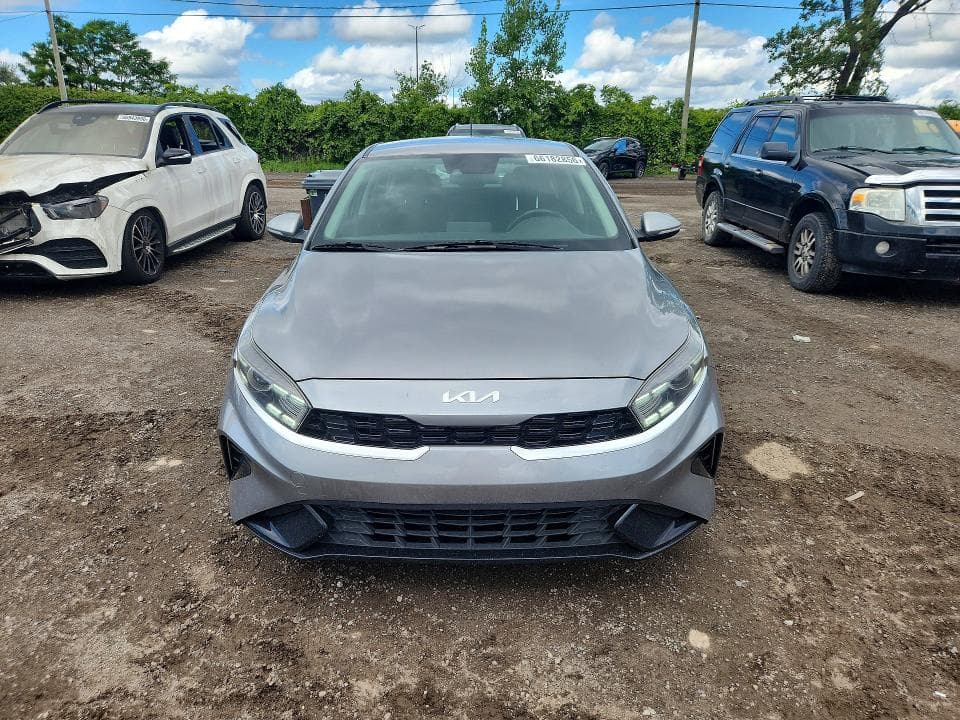 2022 KIA FORTE EX 5