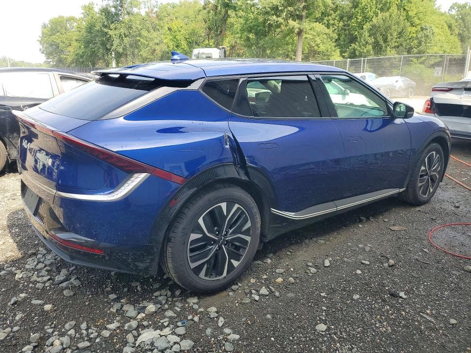 2023 KIA EV6 WIND 3