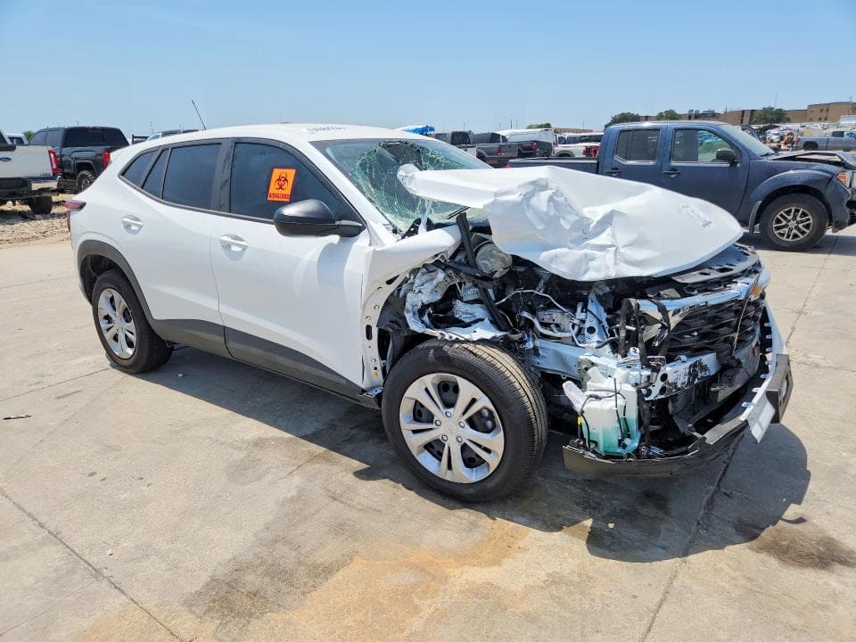 2026 CHEVROLET TRAX LS 4