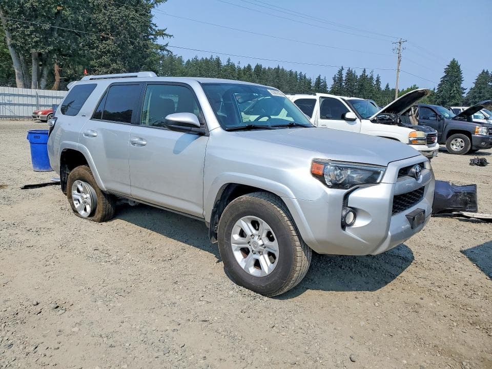 2018 TOYOTA 4RUNNER SR5 4