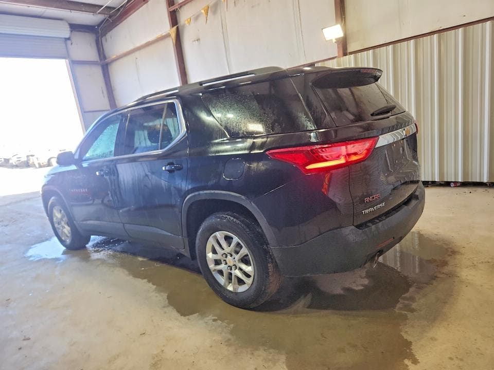 2021 CHEVROLET TRAVERSE LT 2