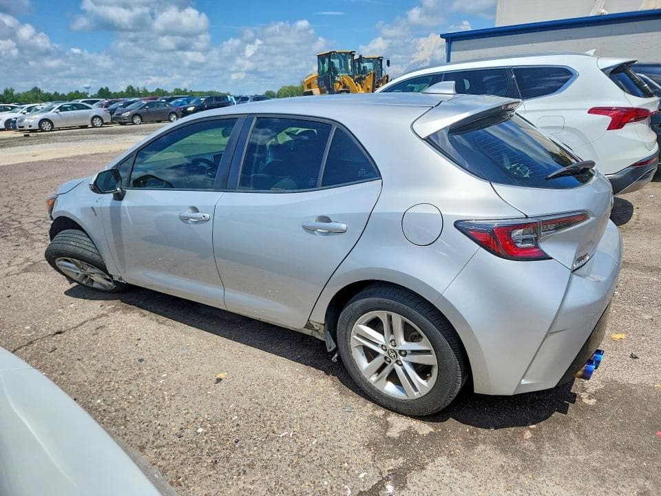 2019 TOYOTA COROLLA HATCHBACK SE 2