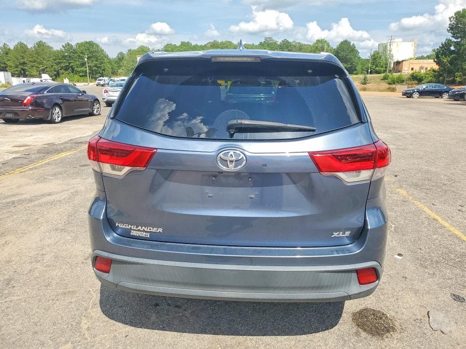 2019 TOYOTA HIGHLANDER XLE 6